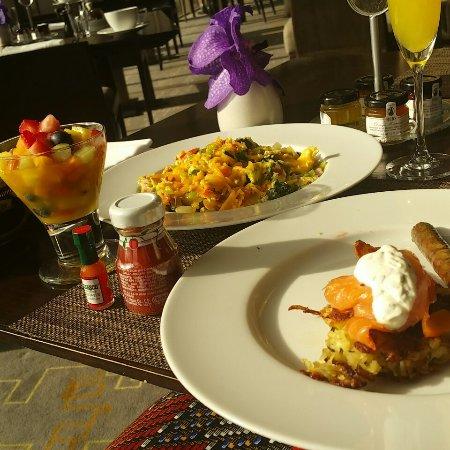 The St Regis Bar & Sushi Lounge